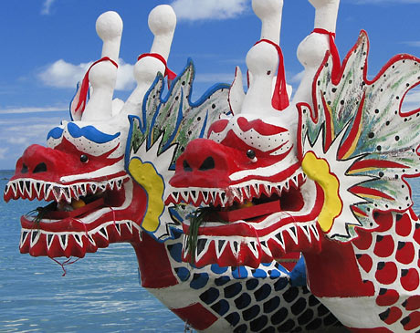 Праздник драконьих лодок в Китае